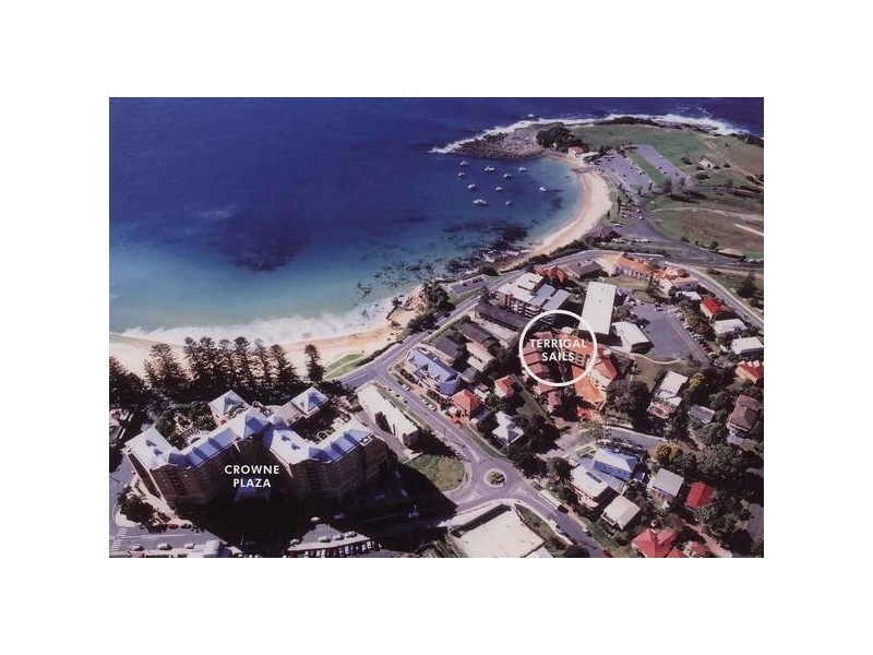 6/6 Maroomba Road, Terrigal NSW 2260