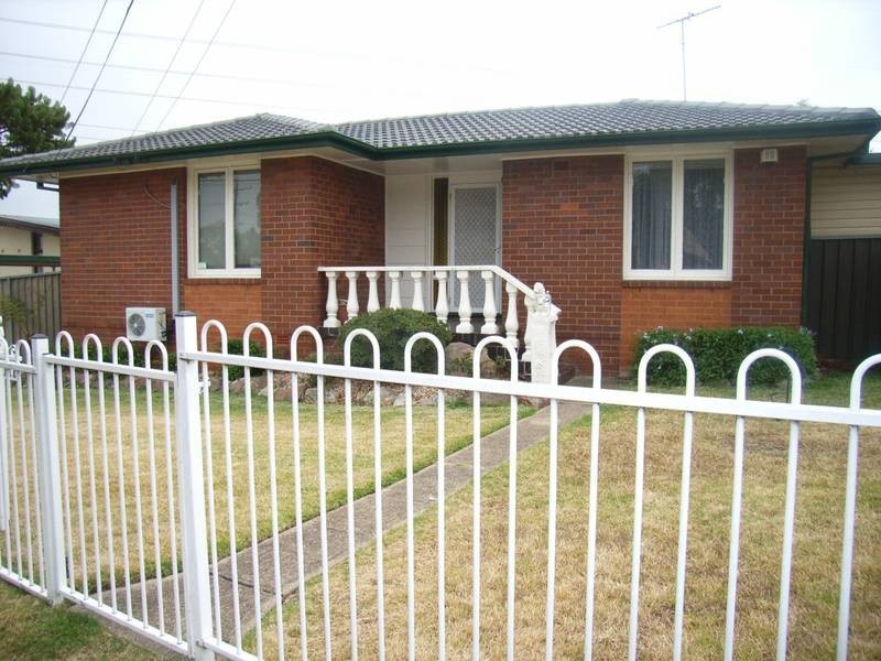 117 BOUGANVILLE RD, Blackett NSW 2770