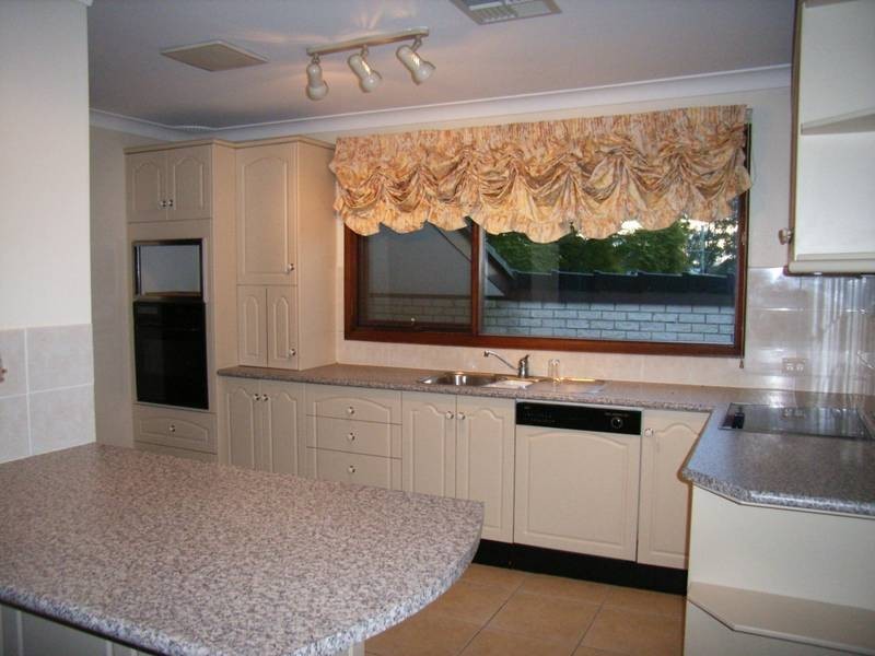 16 Doctor Lawson Drive, Rooty Hill NSW 2766