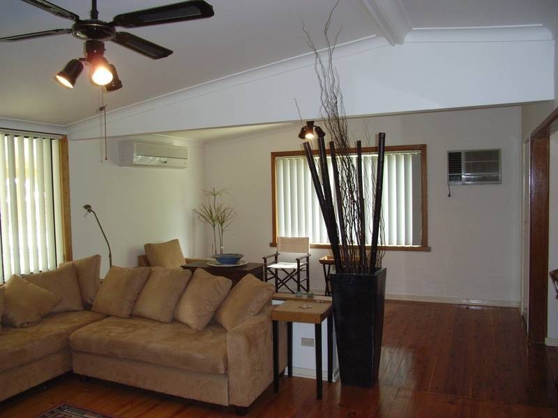 17 Narau St, Lethbridge Park NSW 2770