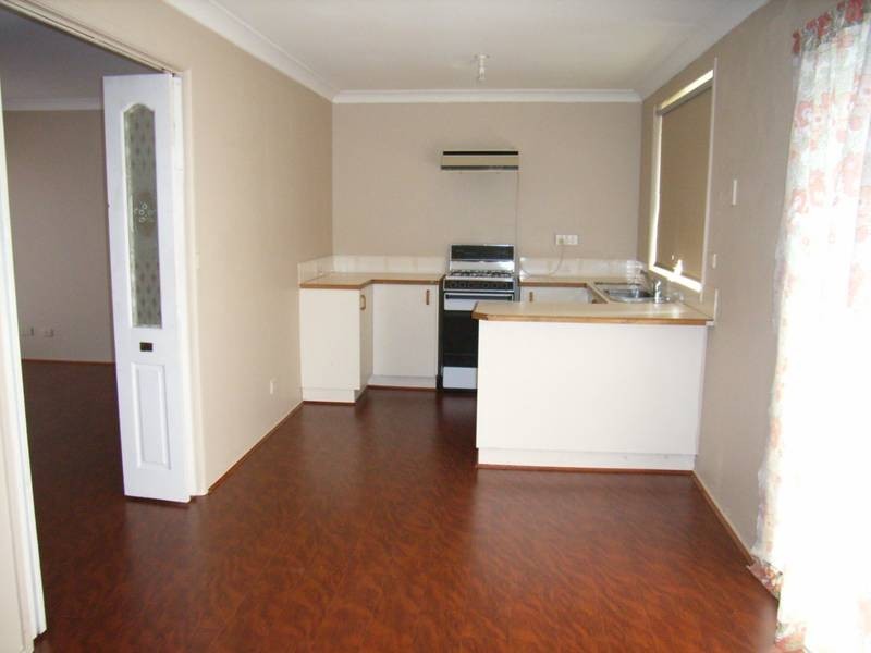 11 Merevale Close, Oakhurst NSW 2761