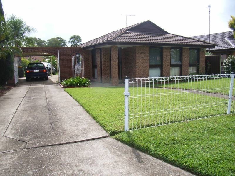 25 Don Mills Ave, Hebersham NSW 2770