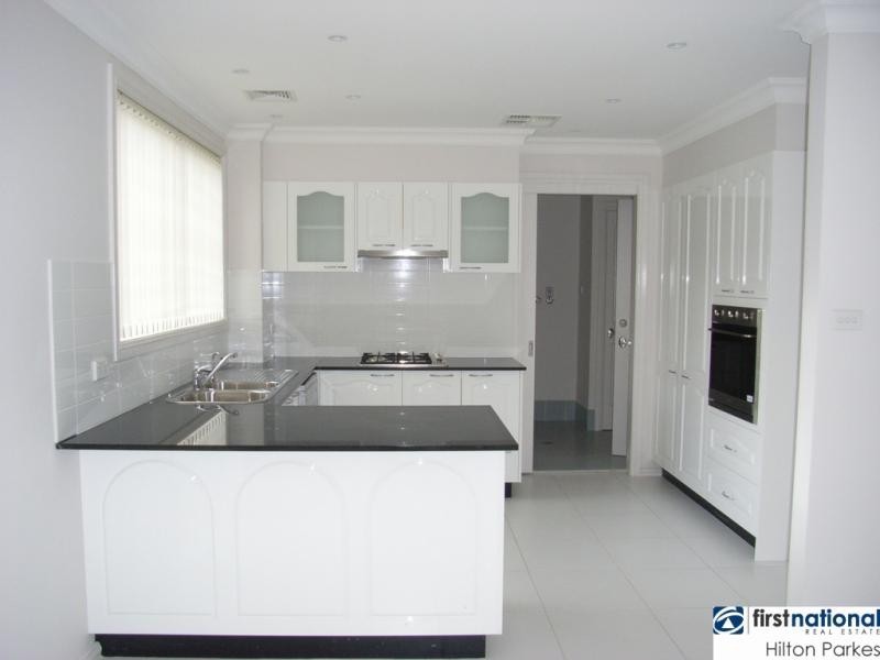 15 Buckwell Drive, Hassall Grove NSW 2761