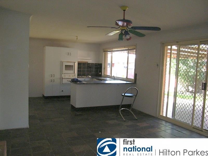 11 Osmond Court, Hassall Grove NSW 2761