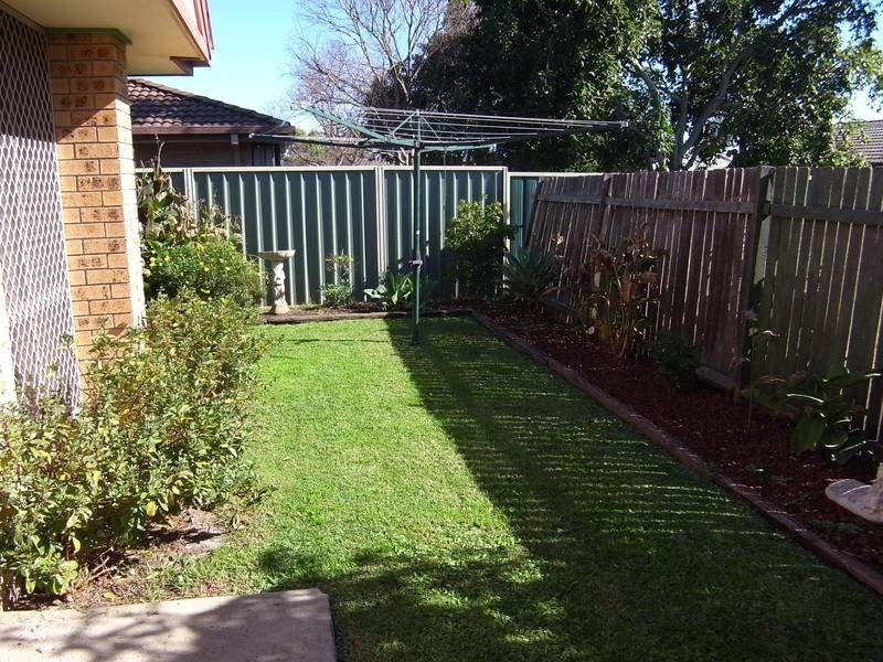 16 Sally Place, Glendenning NSW 2761