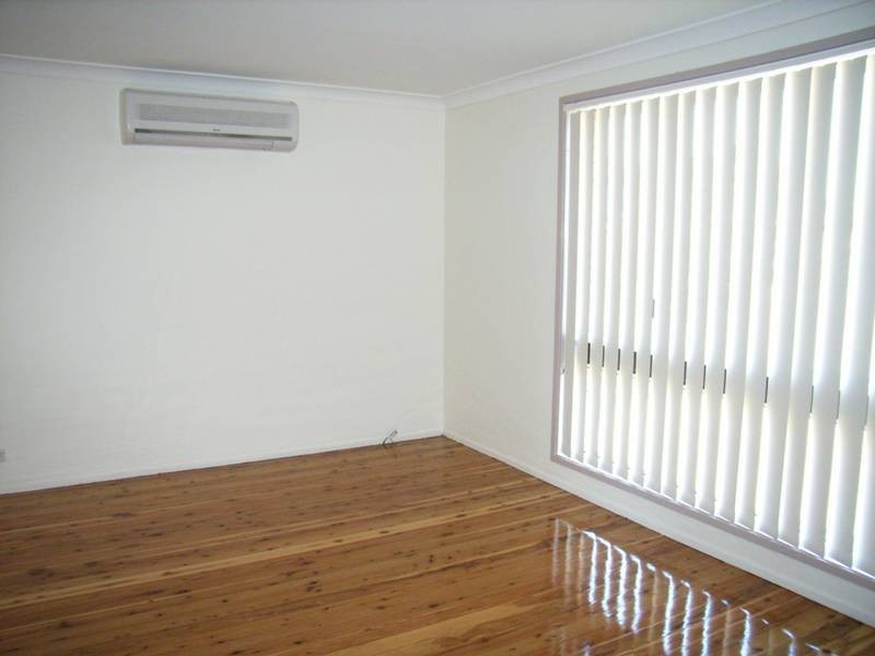 2 Durward St, Dean Park NSW 2761