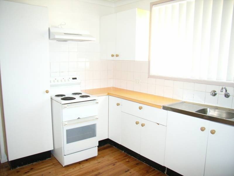 2 Durward St, Dean Park NSW 2761