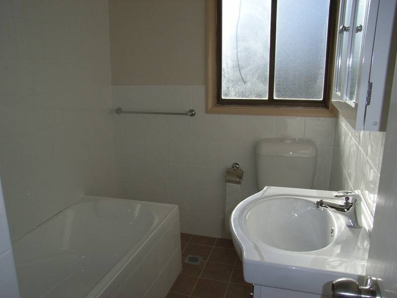 8 Crawley St, Hebersham NSW 2770