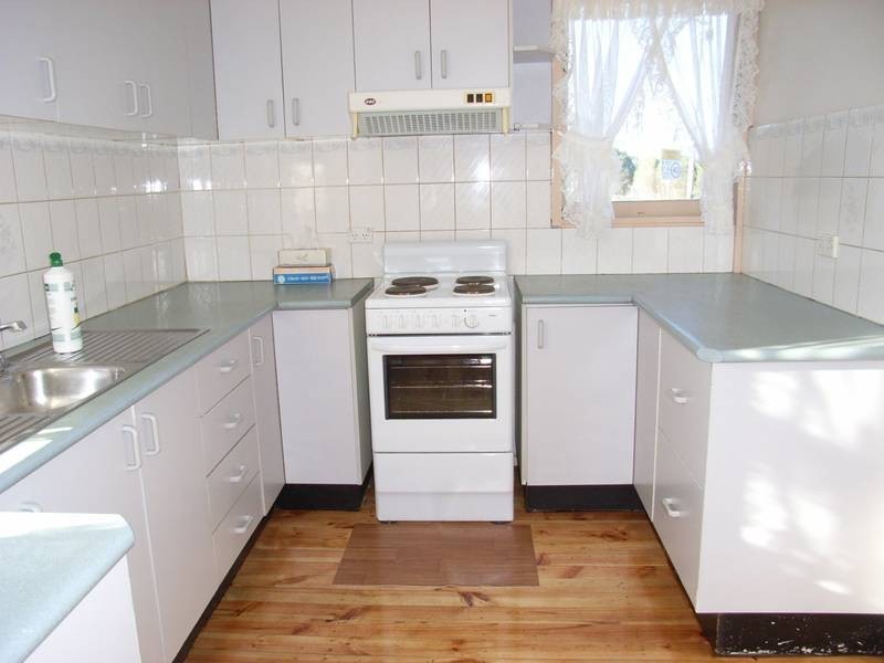 8 Crawley St, Hebersham NSW 2770