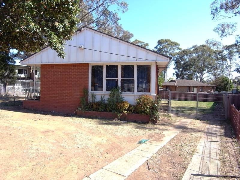 36 Kessing Crescent, Blackett NSW 2770