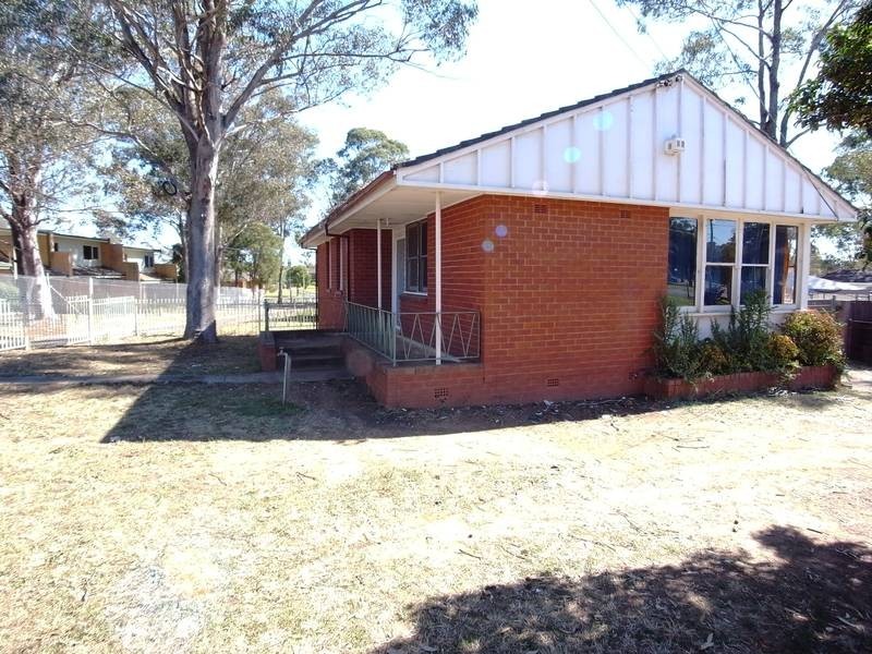 36 Kessing Crescent, Blackett NSW 2770