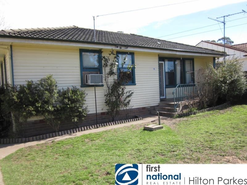 14 Moresby Cres, Whalan NSW 2770