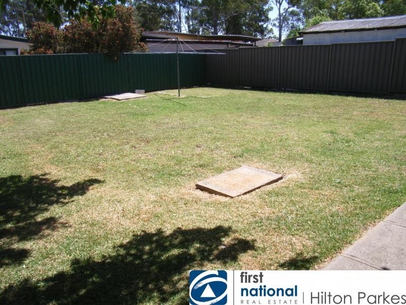 14 Moresby Cres, Whalan NSW 2770