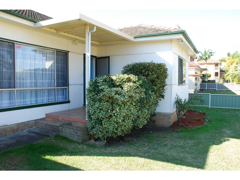 16 Shirley Street, Blacktown NSW 2148