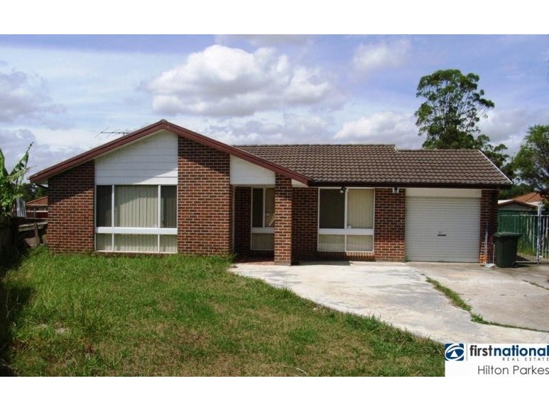 15 Kester Crescent, Oakhurst NSW 2761