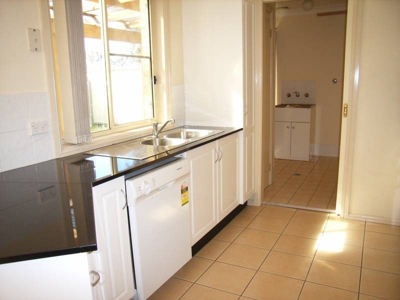 23 Shaughnessy St, Oakhurst NSW 2761