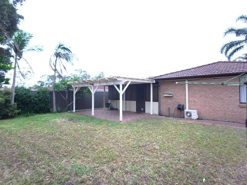 8 Kester Crescent, Oakhurst NSW 2761