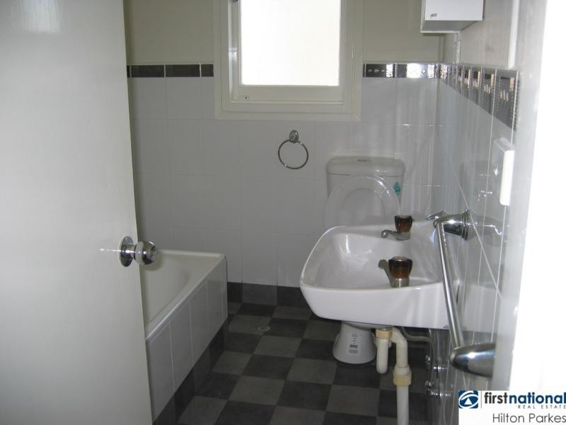 39 Idriess Crescent, Blackett NSW 2770