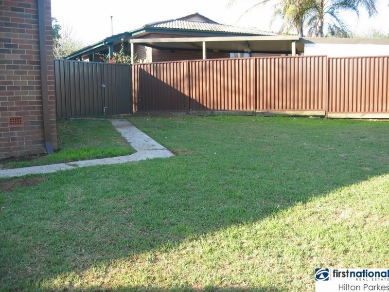 39 Idriess Crescent, Blackett NSW 2770