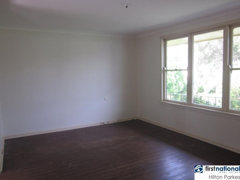 19 Leyte Avenue, Lethbridge Park NSW 2770