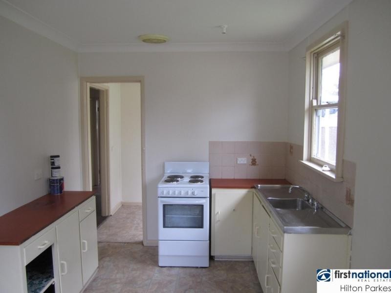 19 Leyte Avenue, Lethbridge Park NSW 2770