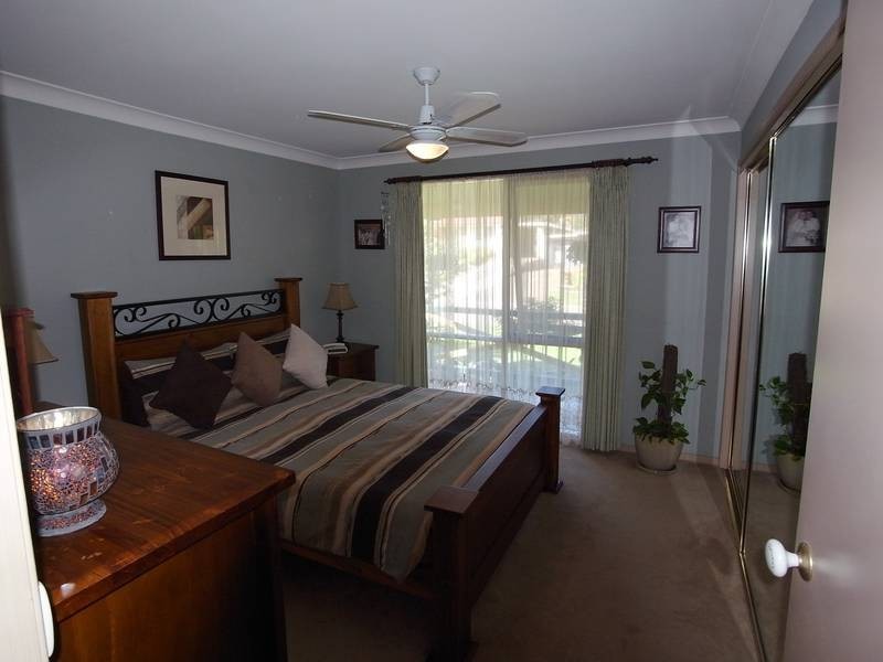 12 Carpenter Place, Minchinbury NSW 2770