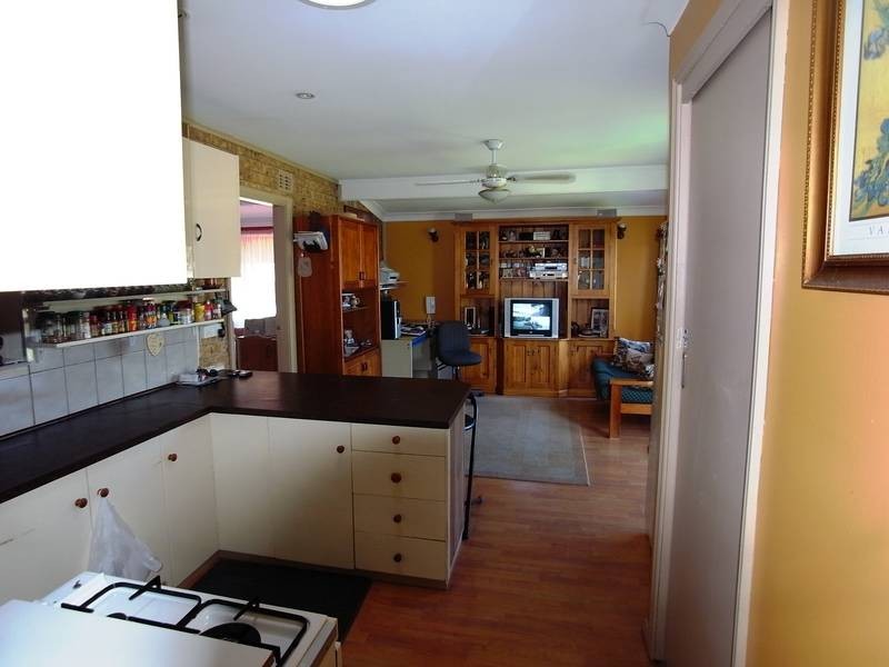 12 Carpenter Place, Minchinbury NSW 2770