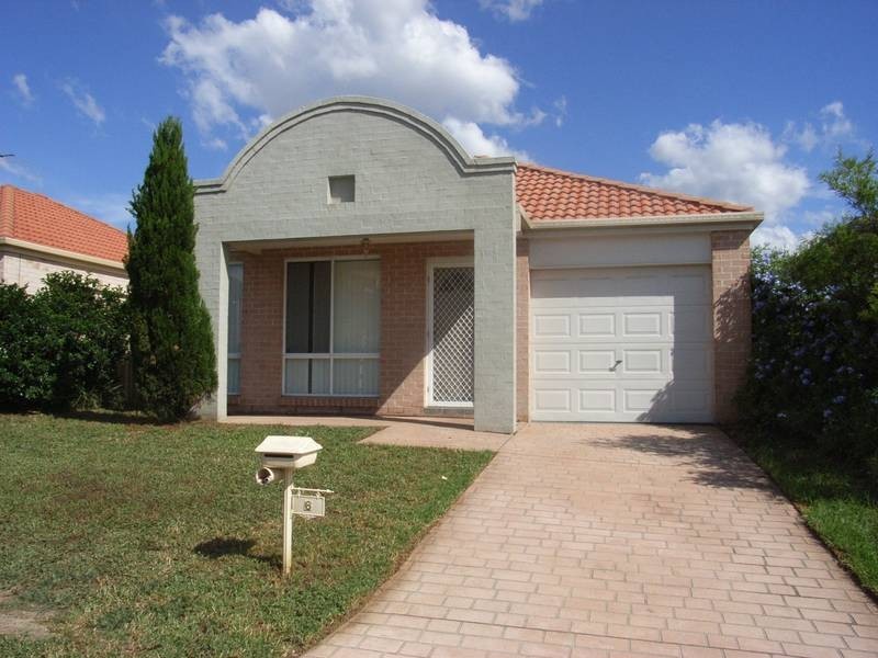 6 Leafy Grove, Plumpton NSW 2761