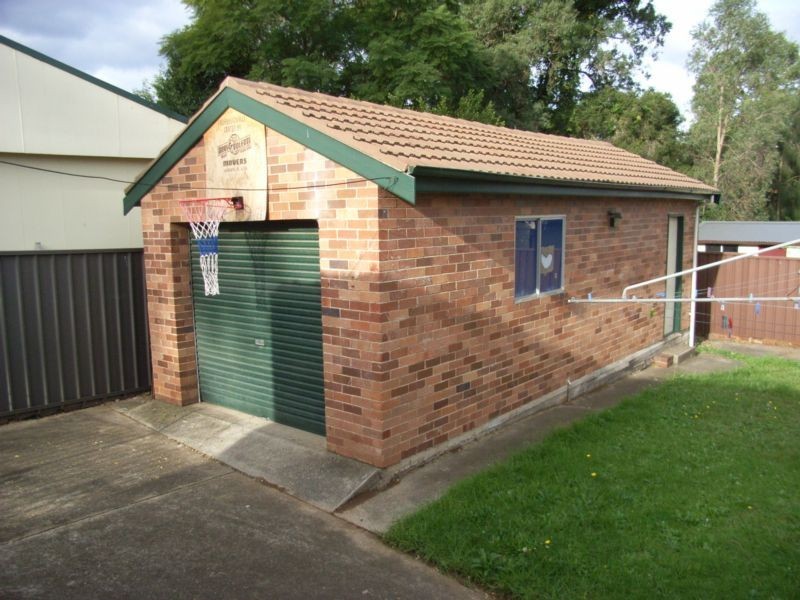 3 Lemaire Street, Lethbridge Park NSW 2770