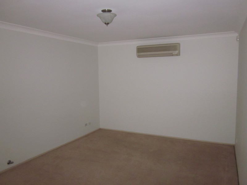 8 Yatay Place, Plumpton NSW 2761