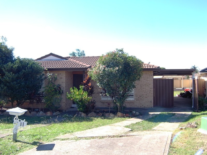 11 Florian Grove, Oakhurst NSW 2761