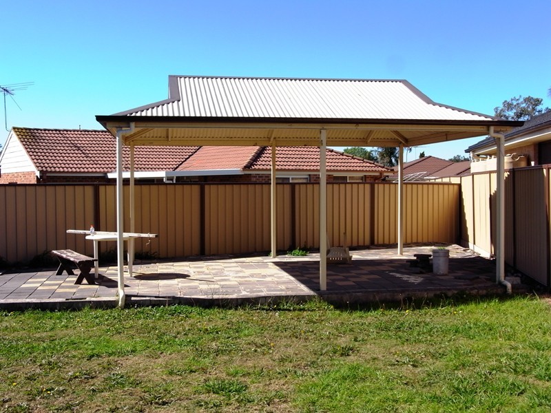 11 Florian Grove, Oakhurst NSW 2761