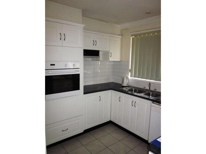 8 Jellie Place, Oakhurst NSW 2761