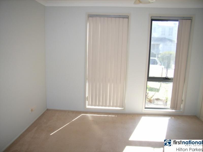 6 Hague Place, Oakhurst NSW 2761