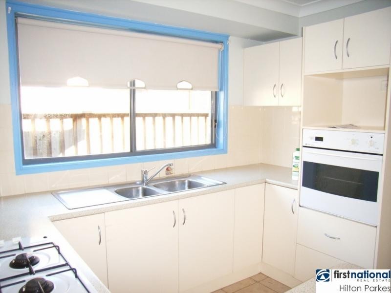 6 Hague Place, Oakhurst NSW 2761