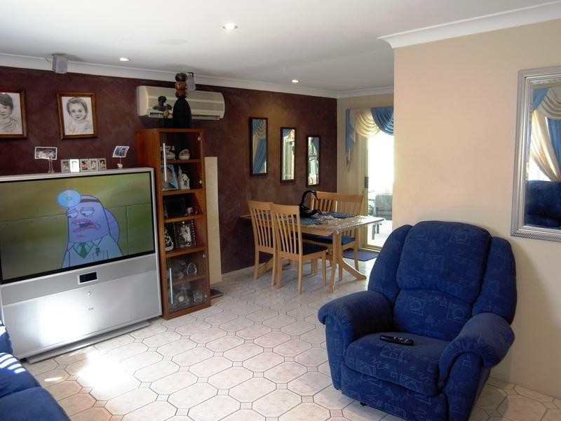 41 Shinnick Drive, Oakhurst NSW 2761