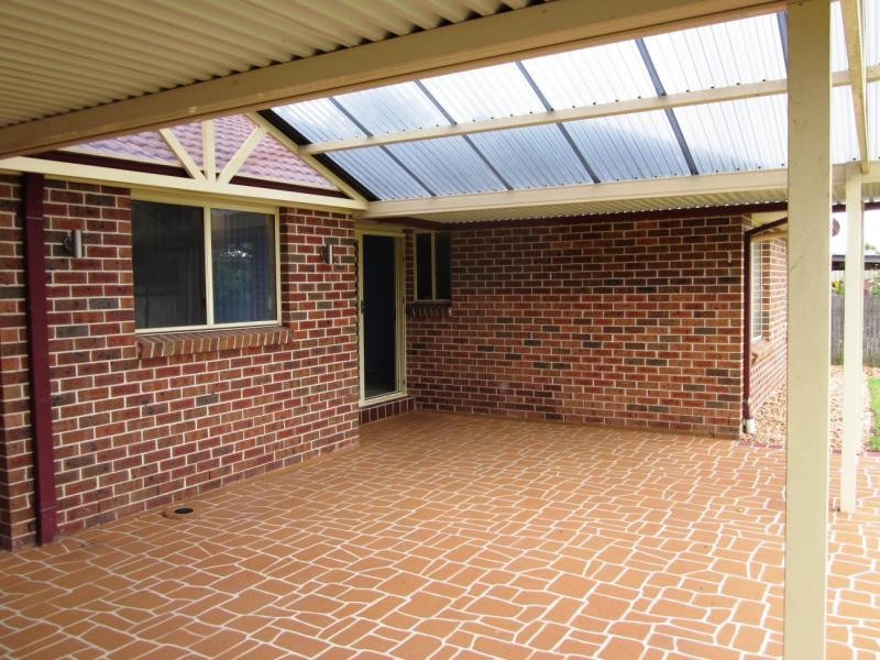 12 Sandpiper Terrace, Plumpton NSW 2761