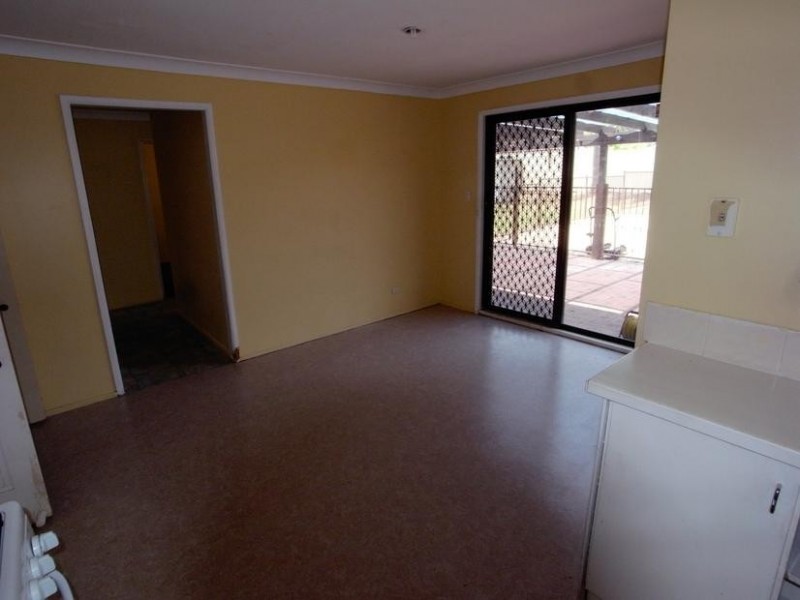 15 Romley Crescent, Oakhurst NSW 2761