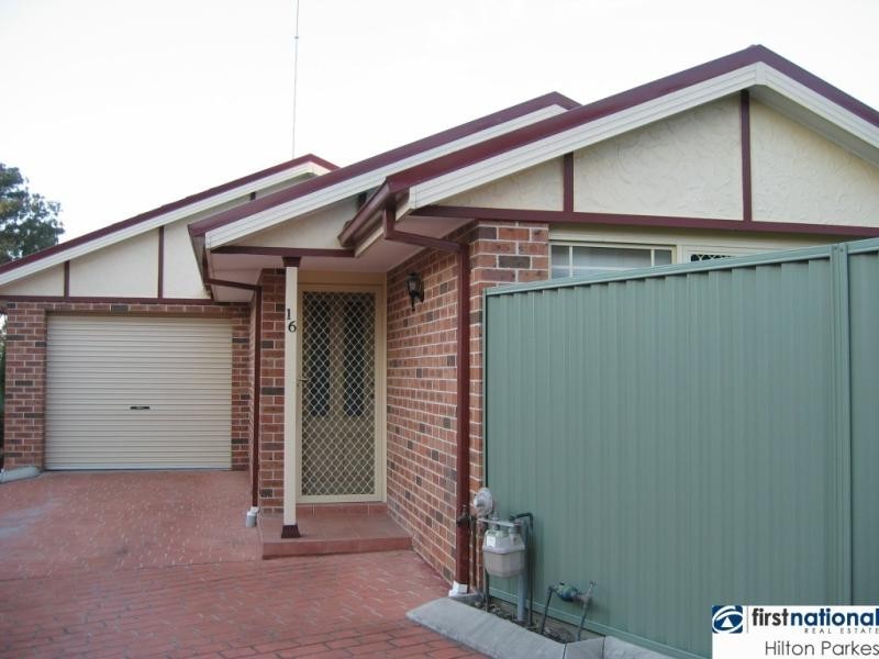 16/9 Stanbury Place, Quakers Hill NSW 2763
