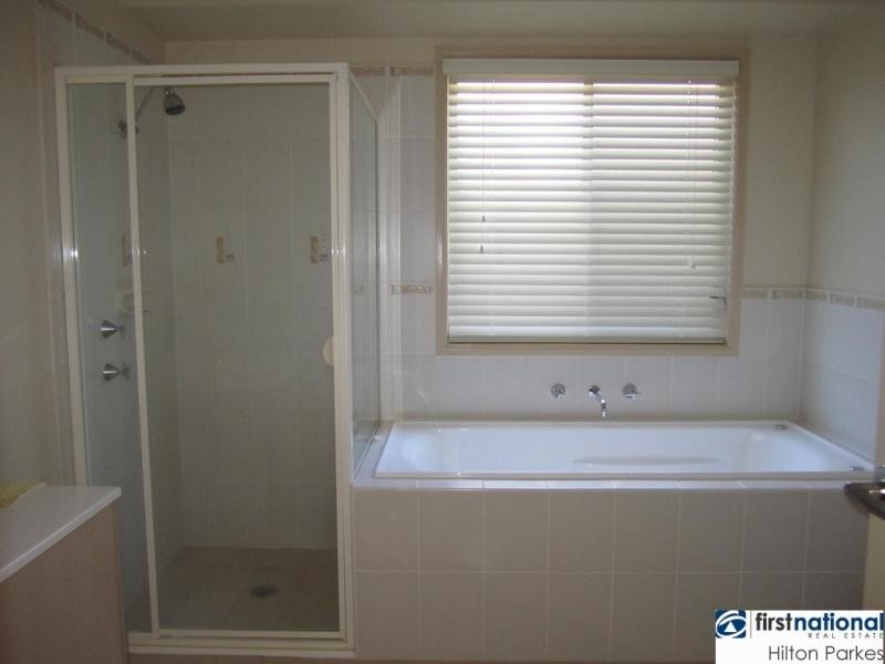 30 Lilydale Drive, Woodcroft NSW 2767