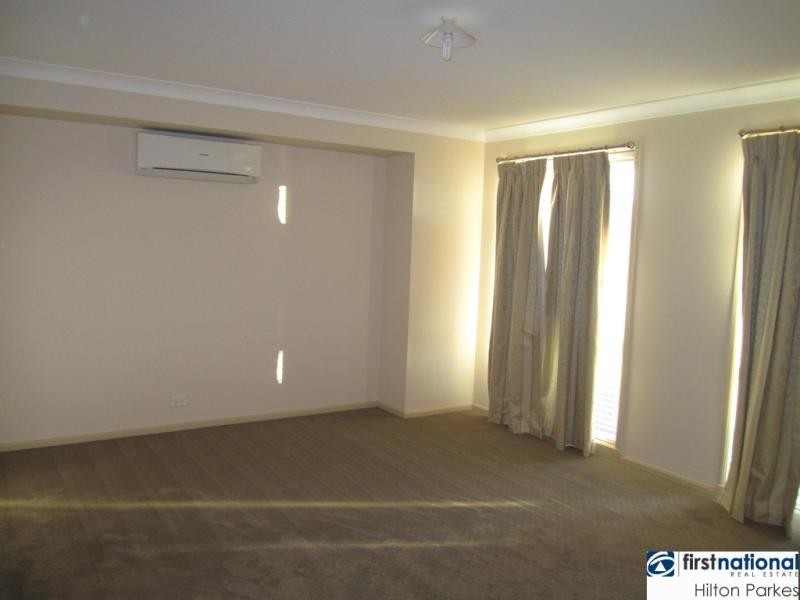 30 Lilydale Drive, Woodcroft NSW 2767