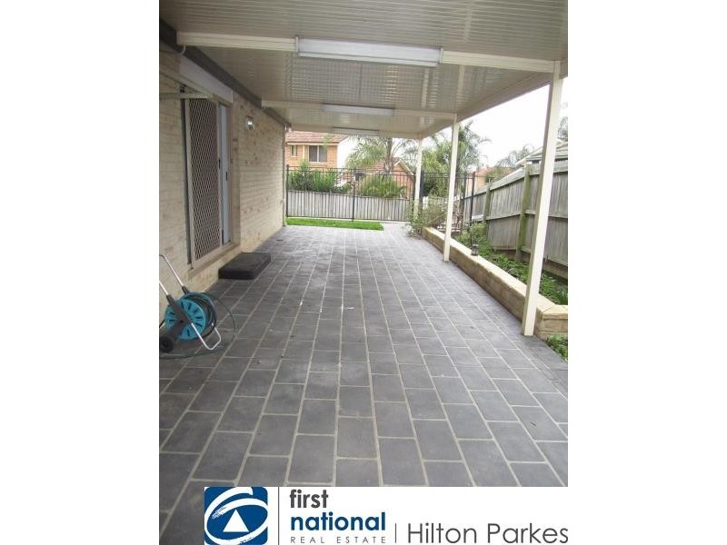 11 Linde Road, Glendenning NSW 2761