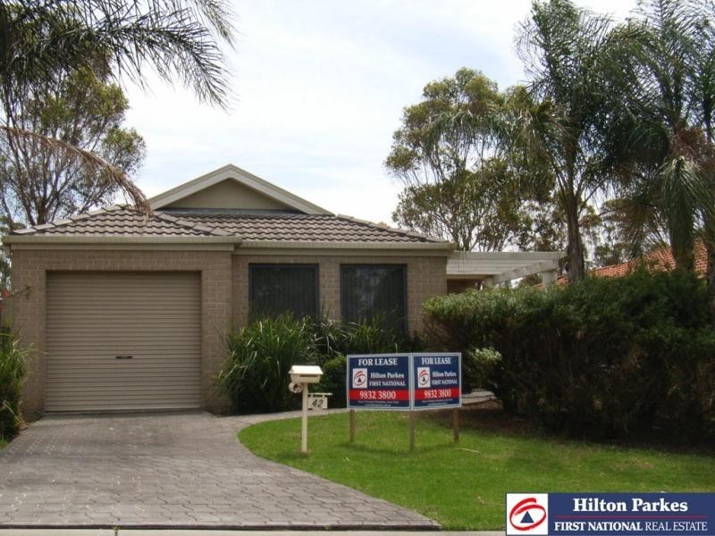 42 Millard Cres, Plumpton NSW 2761