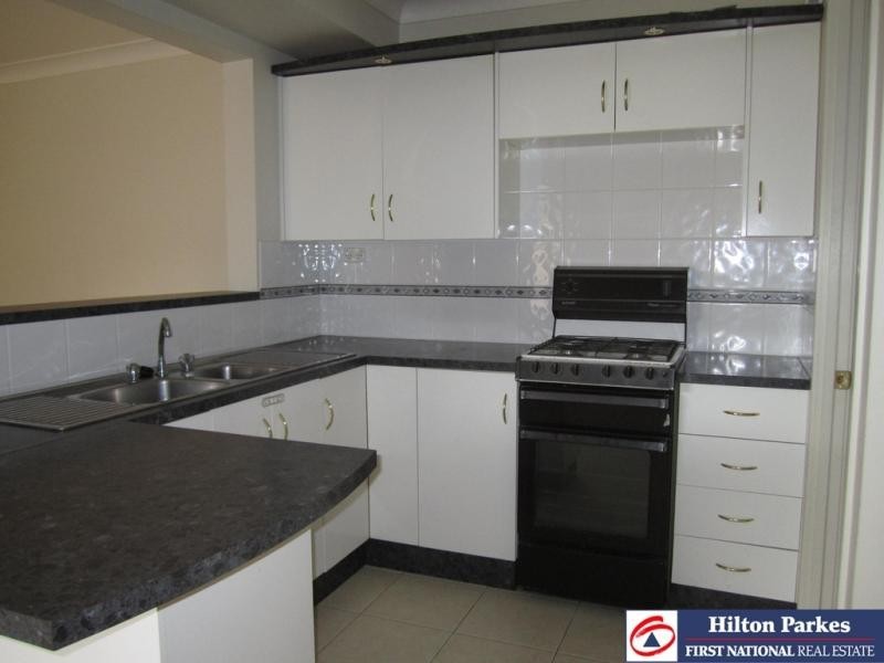 24 Alroy Cres, Hassall Grove NSW 2761