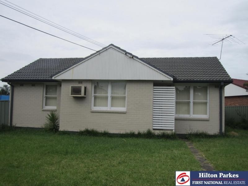 36 Bougainville Road, Lethbridge Park NSW 2770