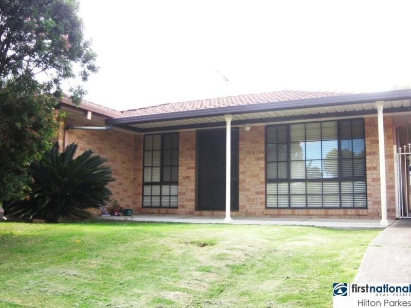 6 Warrina Place, Glendenning NSW 2761