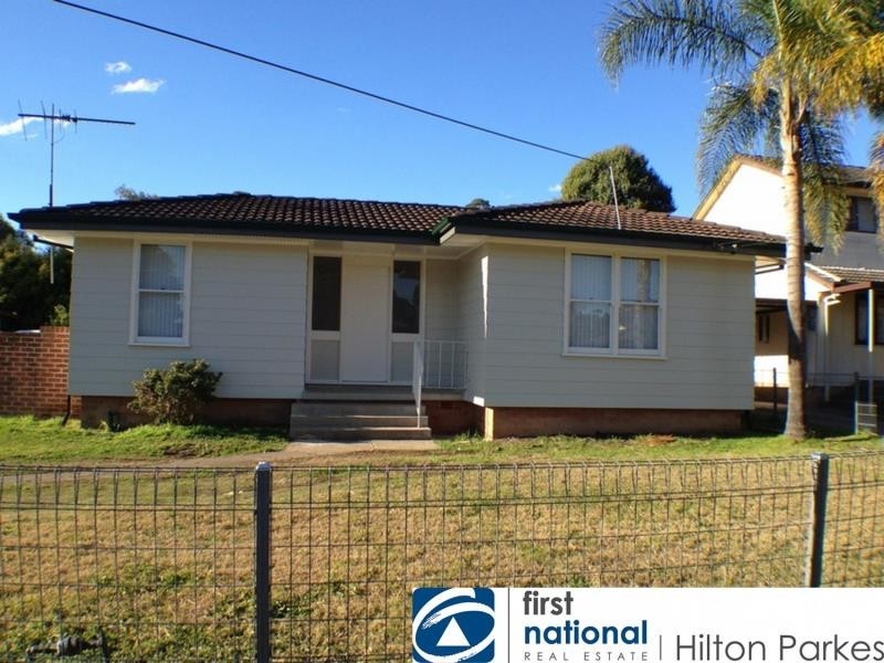 33 Reliance Cres, Willmot NSW 2770