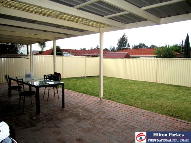 18 Sanctuary Park Drive, Plumpton NSW 2761
