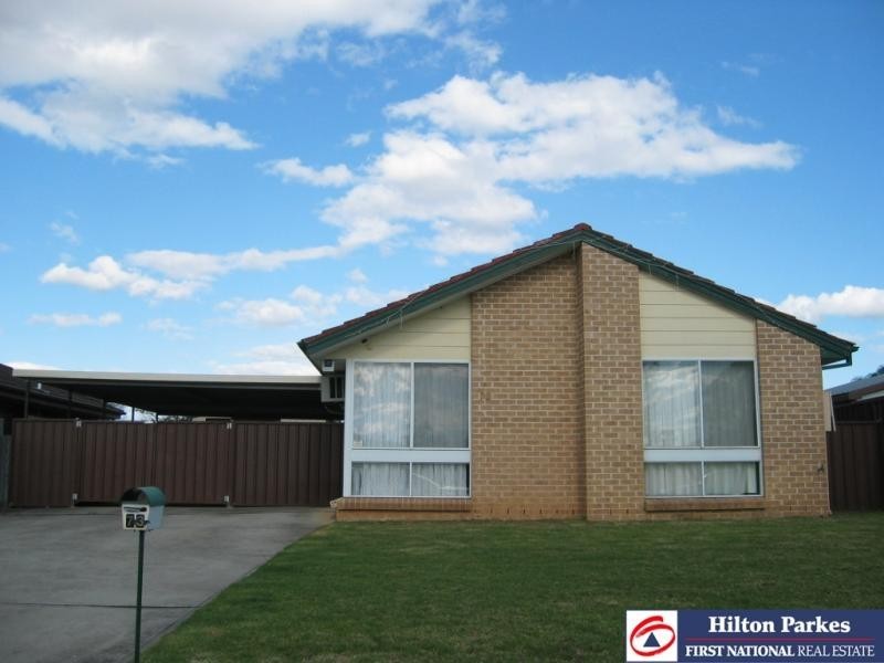73 Hyatts Road, Oakhurst NSW 2761