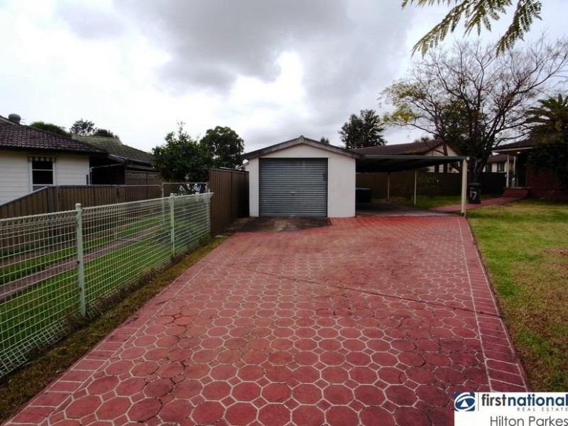 17 Richardson Crescent, Hebersham NSW 2770